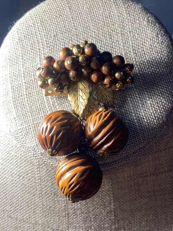 Miriam Haskell Walnut Brooch Frank Hess - image 3