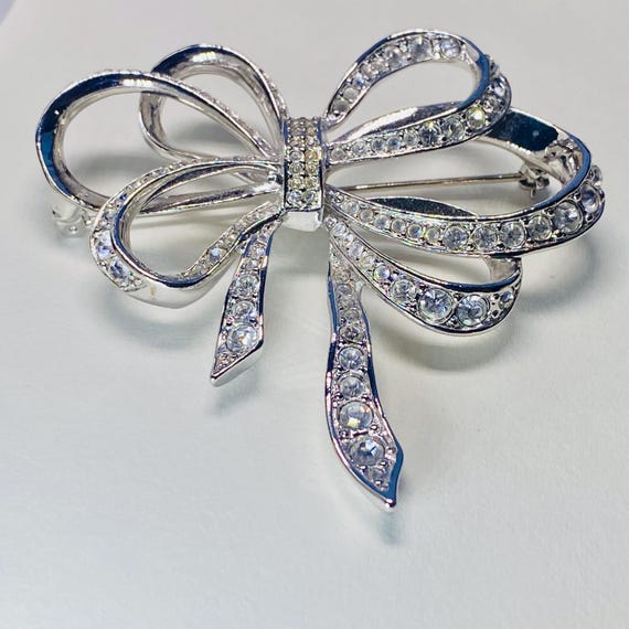 KJL Bow Brooch Rhinestones Kenneth Lane for Avon - image 5