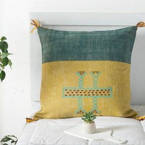 Cactus Silk Lumbar Pillow, Rustic Throw Pillow, Embroidered Cushion Cover, Linen Cushion, Handmade sabra pillow Moroccan Decor Pillow 20x20