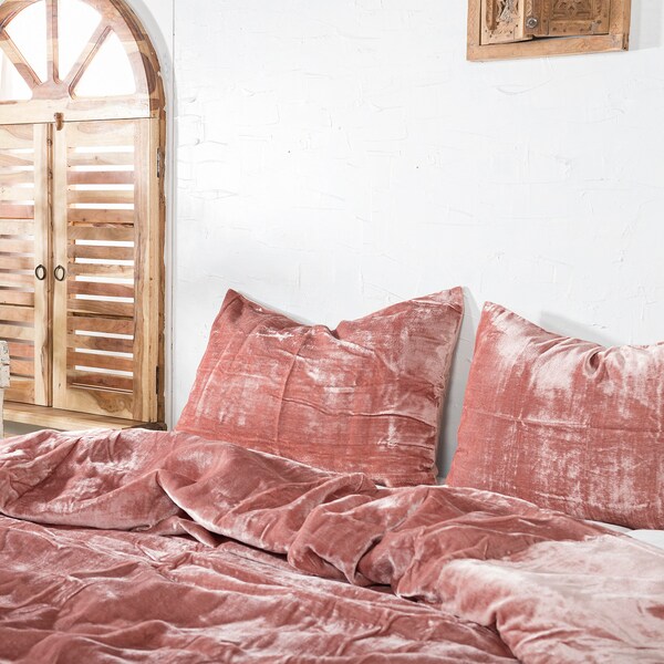 Prime Linen 3-Piece Luxury Crushed Velvet Quilt Duvet Cover Set – Double/King Sizes – UK Made