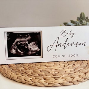Ultrasound Photo Frame, Baby Announcement, Pregnancy Announcement, New Grandparents Gift, Baby Picture Frame, Gift For Mom to Be, Babyshower