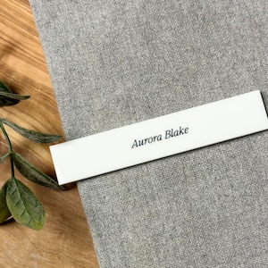 Acrylic Place Cards, Personalized Name Cards, Wedding Place Settings, Event Planning, Table Details, Acrylic Name Tags, Modern, Escort Cards