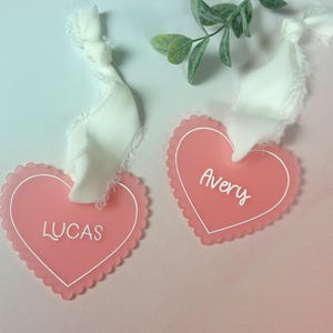 Acrylic Heart Name Tag, Custom Name Gift Tag, Personalized Valentine’s Basket Tag, Galentine, Custom Bag Tag, Place tag, Basket Marker