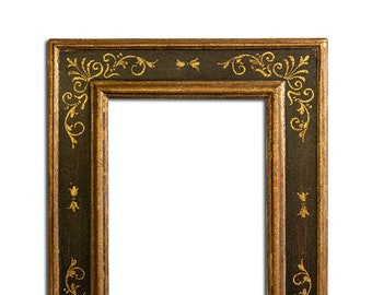 elegant golden silver frame shaped painting wavy frame pinstripe lacquered polished waxed frame traditional artisan