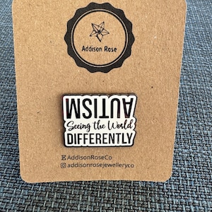 Distintivo de esmalte Autismo - Ver o mundo de forma diferente