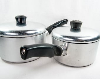 Vintage Wear Ever sauce pans; 2 quart and 1 quart aluminum