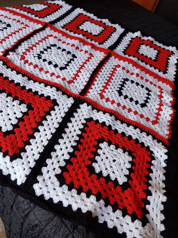 Granny square crochet knee blanket measuring 100cm x 100cm in Etsy