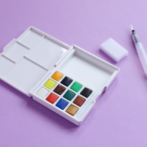 Sakura Koi Watercolour Sketch Box - Original Hues