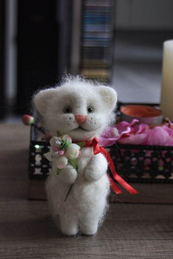 needle felted cat toys