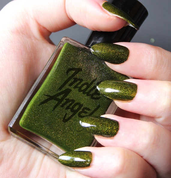ysl holographic black nail polish