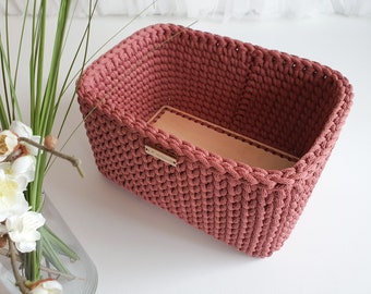 Panier au crochet en tricot, Rangement fait main avec fond en bois, Panier de salle de bain Rectangle