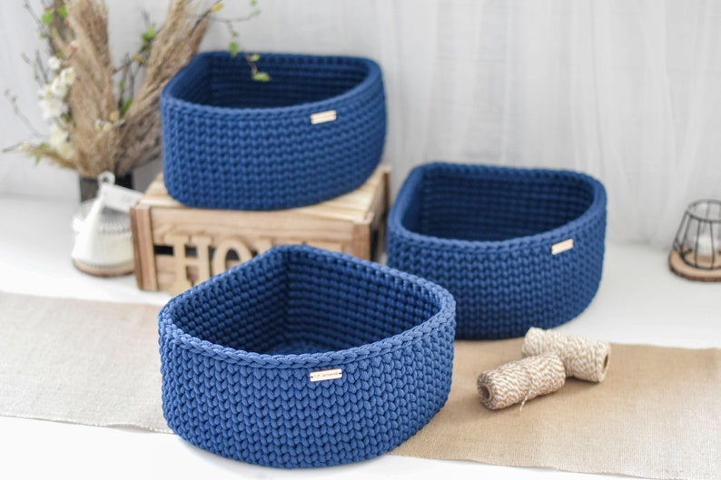 Crochet corner basket PATTERN, Handmade basket PDF & VIDEO tutorial, Corner storage organizer image 7