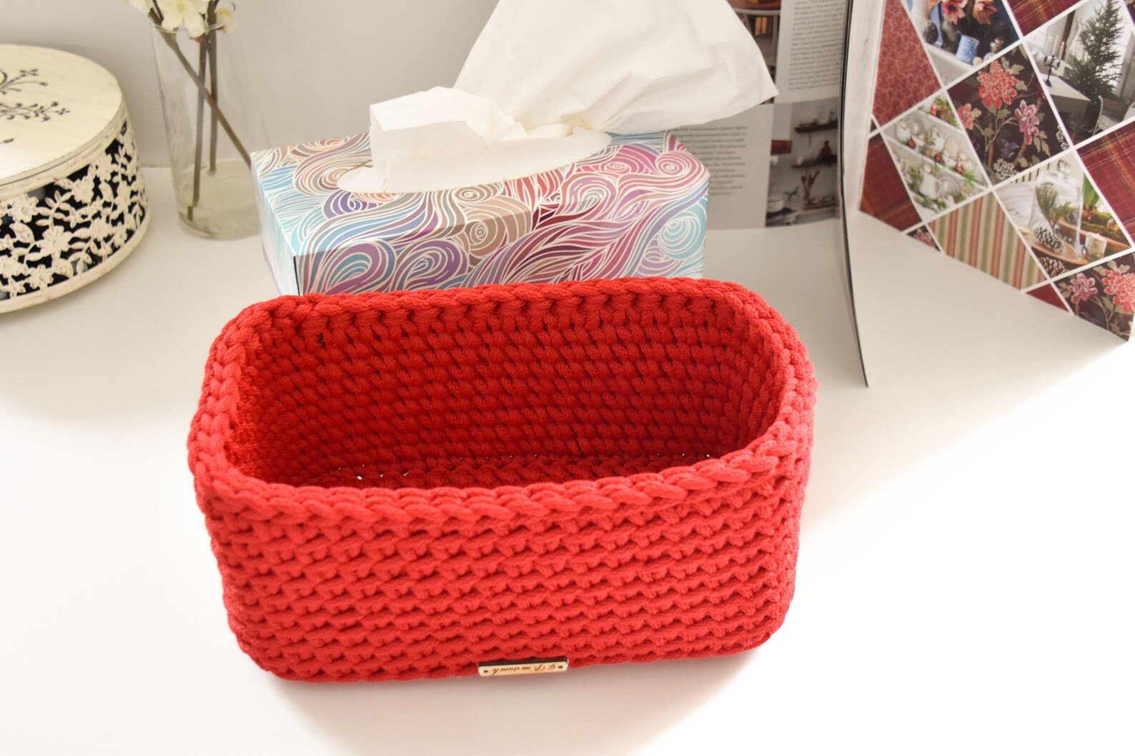 Red tissue holder/ Crochet box cover/ Paper napkins holder/ Etsy