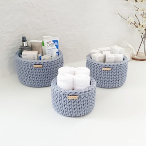 Small basket for hand towels best sale