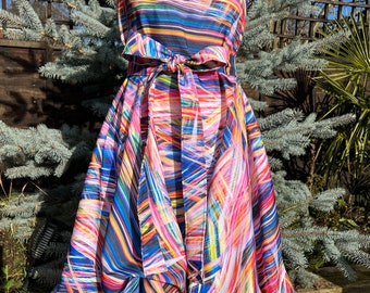 Vestido fruncido con estampado de salpicaduras de colores vivos hecho a mano