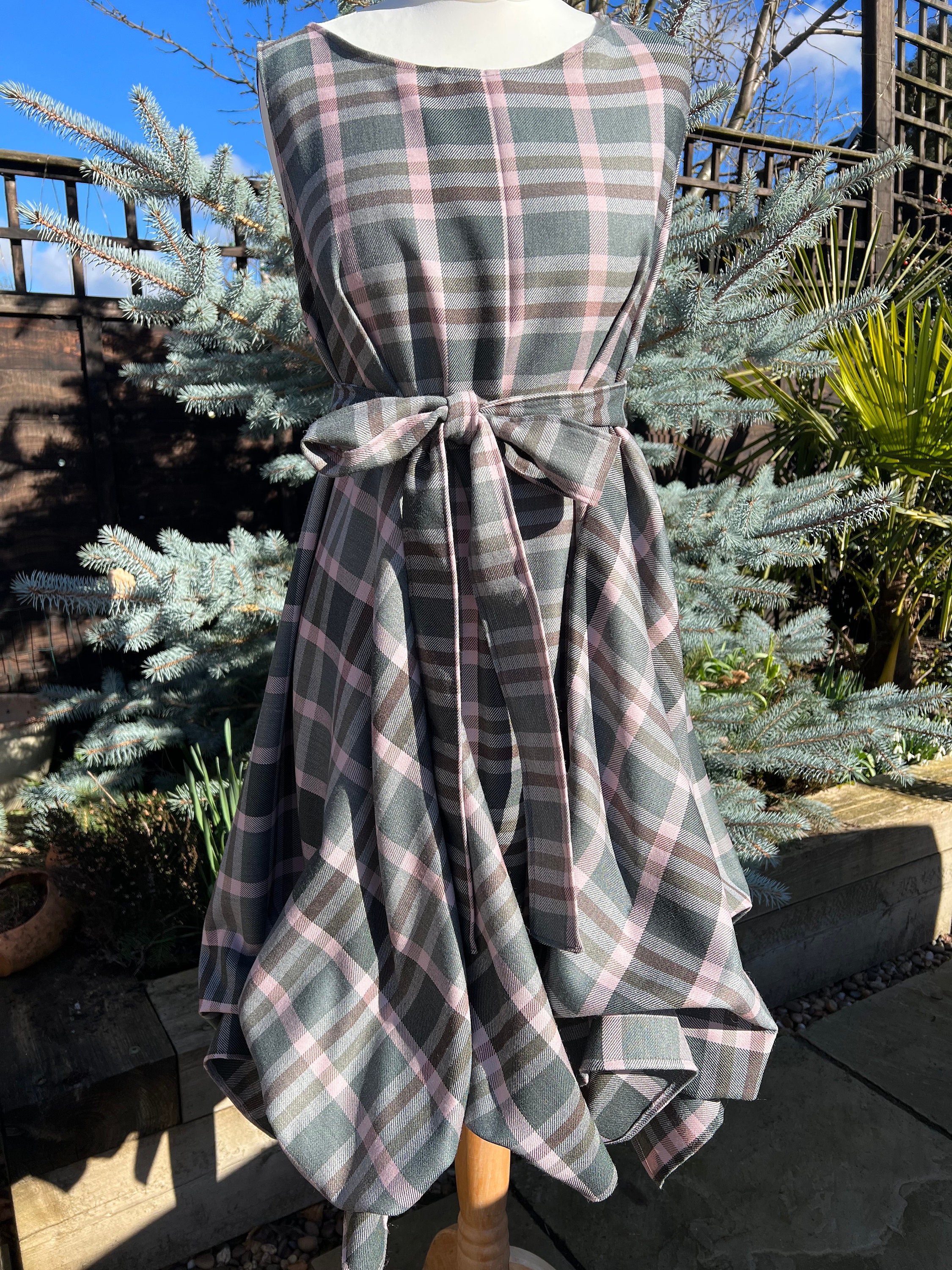 Finest hour top ruched dress