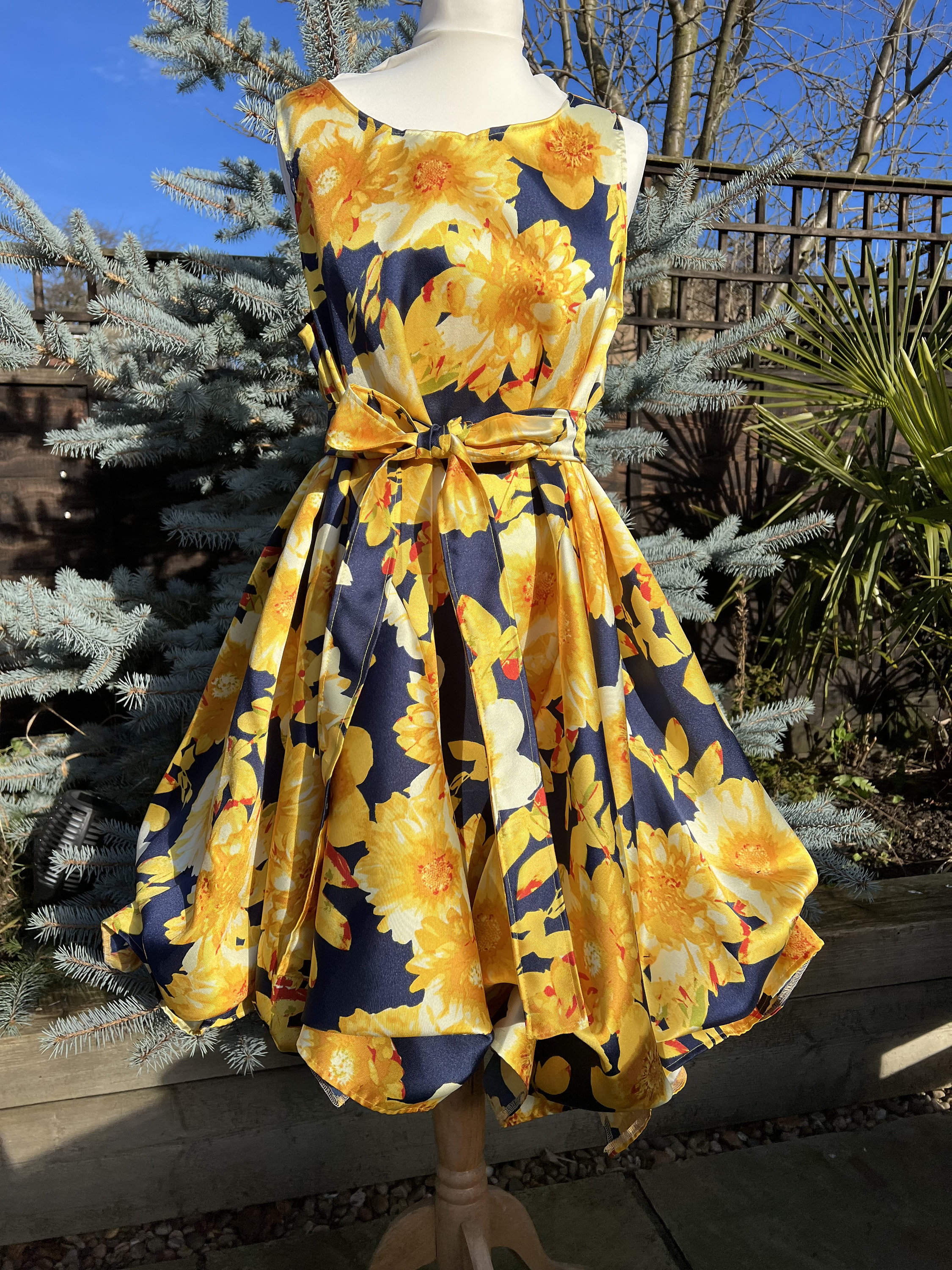 Vintage Yellow Blue Dresses Yellow Blue 1960s Bow Strap Pencil