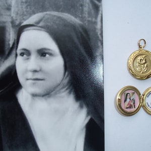 St Therese of Lisieux relic locket image 2