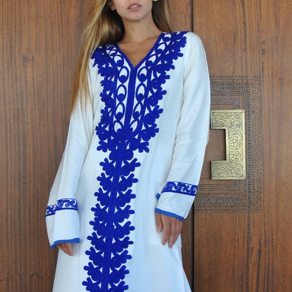 White Autumn / Winter Bohemian Maxi kaftan dress, Long sleeve caftan, Chic embroidered caftan, High quality Egyptian cotton.