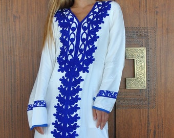 White Autumn / Winter Bohemian Maxi kaftan dress, Long sleeve caftan, Chic embroidered caftan, High quality Egyptian cotton.