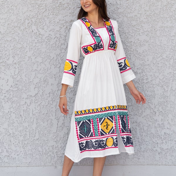 Colorful white cotton caftan, Short embroidered Cotton caftan dress, African women clothing, Bohemian maxi dress, Boho caftan, caftans
