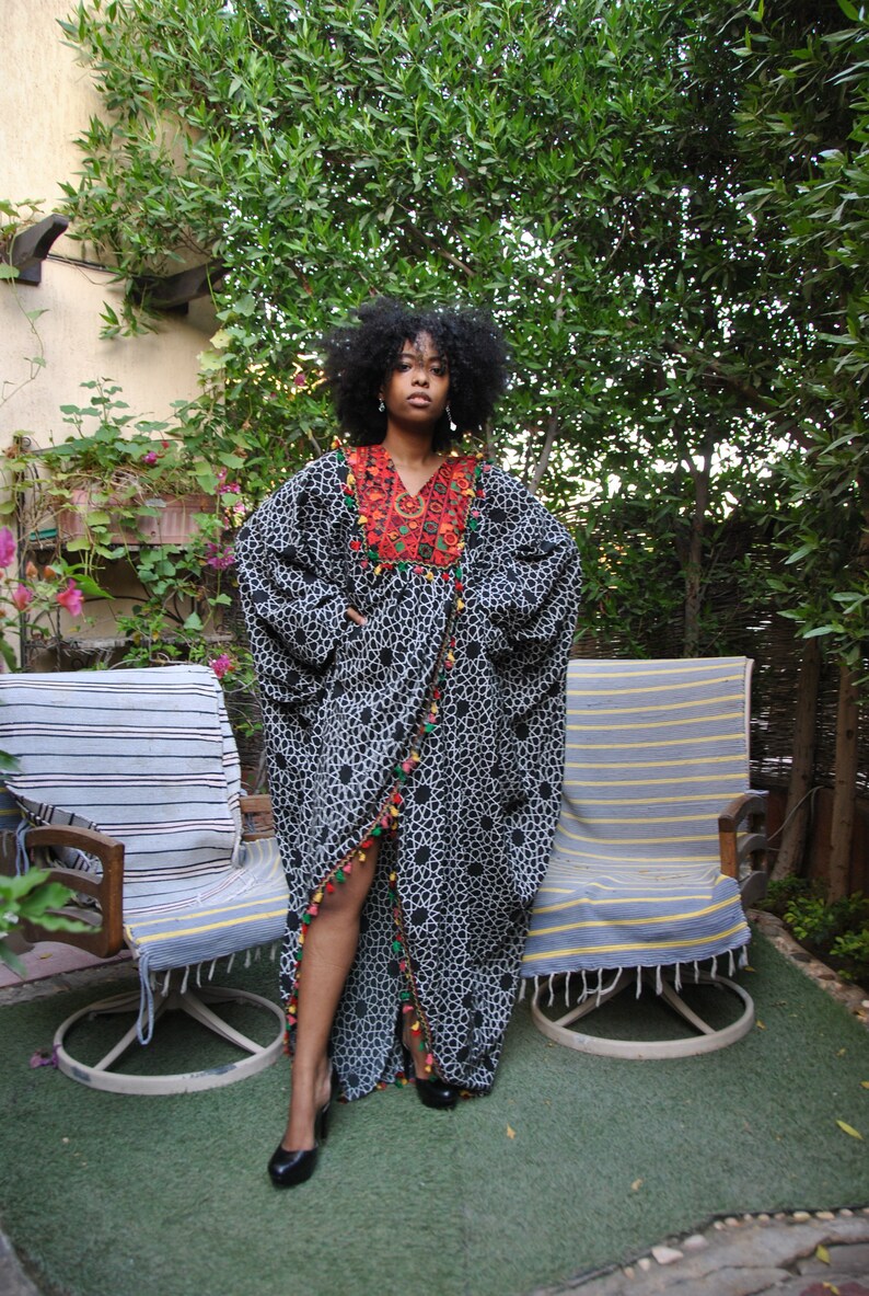 womens plus size caftans