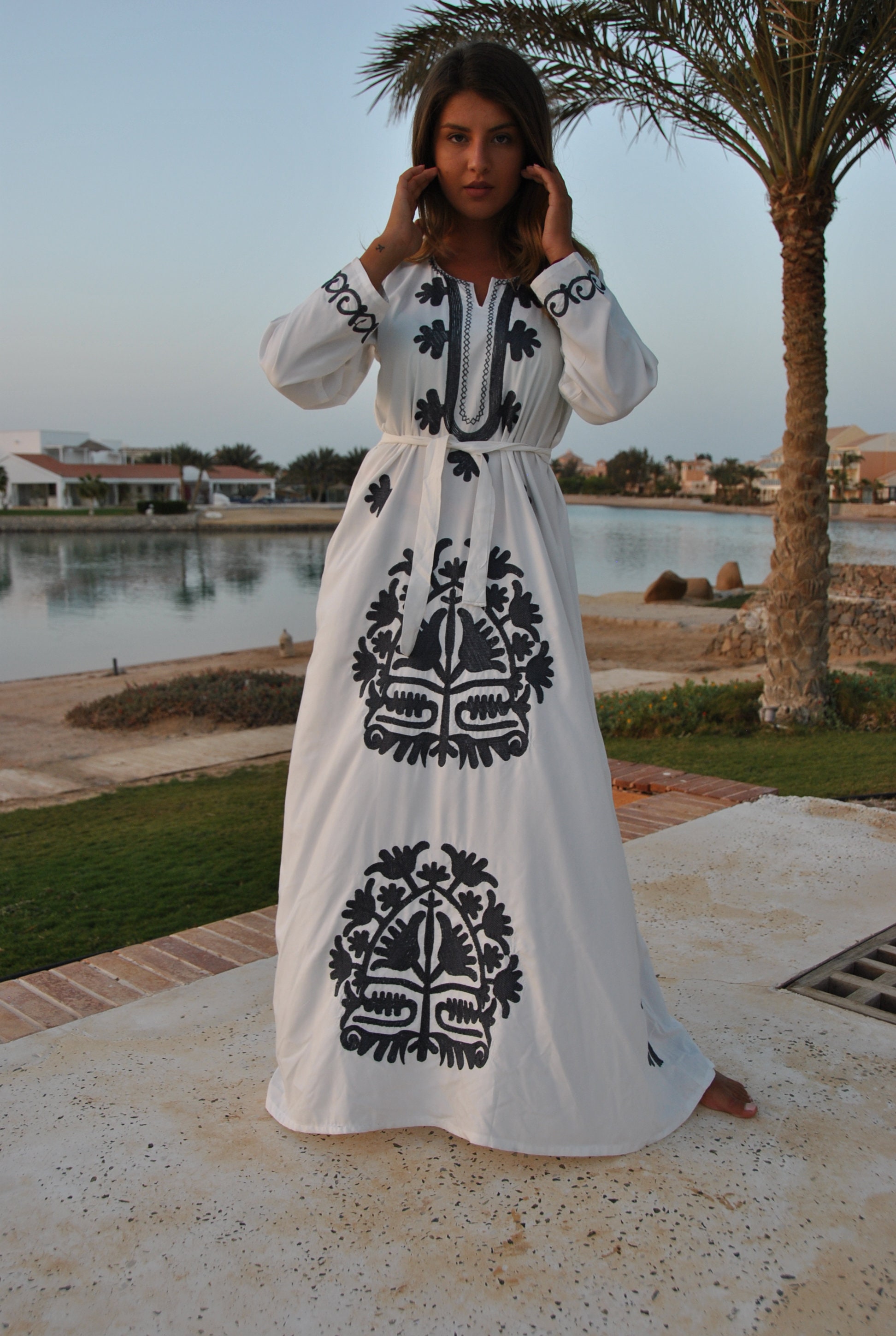 White strap embroidered caftan dress, Plus size caftan dress, Caftans ...