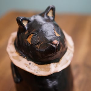 Keramik handgemachte schwarze Katze Blumentopf Vase, Tier Topf, Katzenskulptur, Katzenpflanzer Bild 1