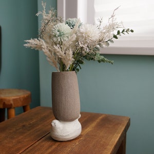 Handgemachter Keramikvogel strukturierter Blumentopf, Vogelvase, Schreibtischdekorationen
