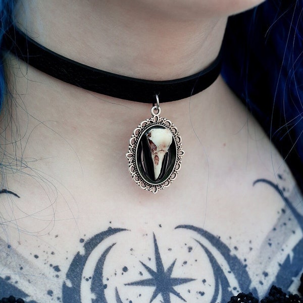 Raven skull cameo choker with chain Halloween gothic jewellery