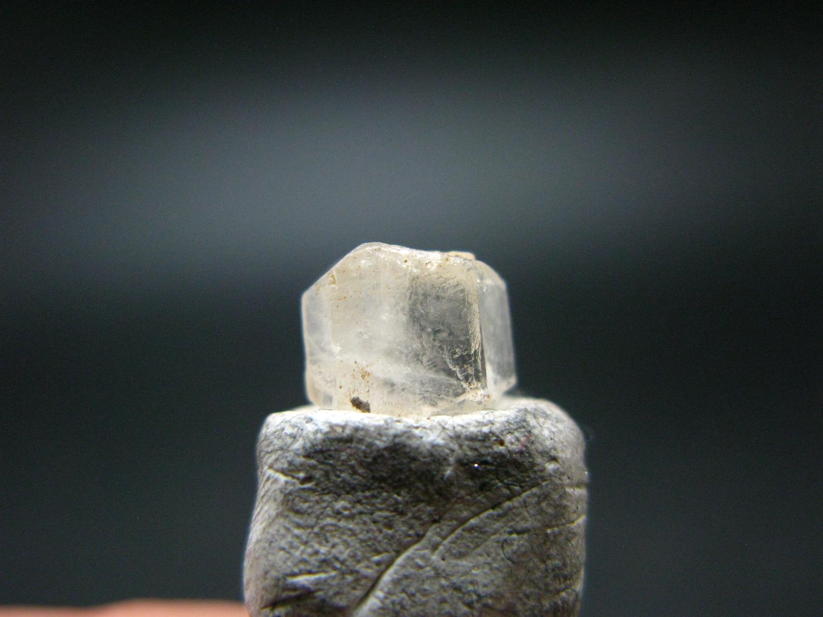 3.25ct】フェナカイト Phenakite ミャンマー・モゴック産 鉱物 ルース