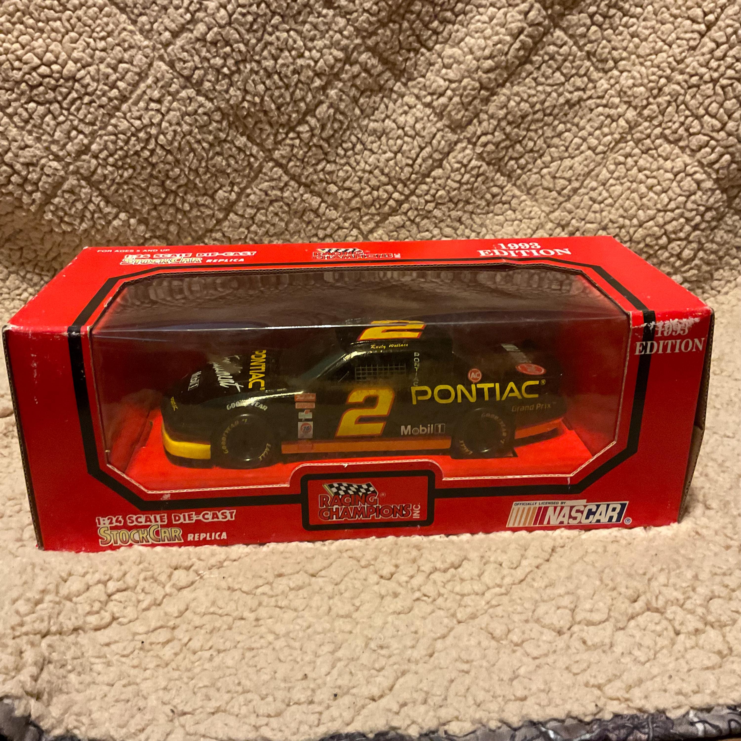 1993 NASCAR Racing Champions #2 Rusty Wallace Pontiac Diecast - 1