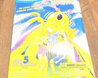 Vintage Empire Industries Crocodile Mile Giant Lawn Monster Water Sprinkler - NEW IN BOX