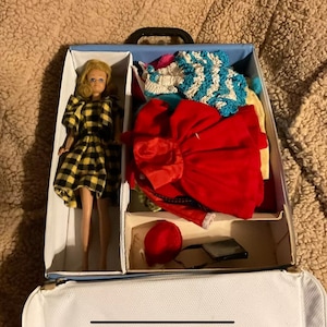 1960’s Barbie Midge Doll with Blue Doll Case and Outfits
