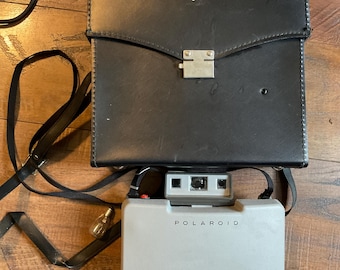 Polaroid EE33 Land Camera Near Mint With Original Box and Manual