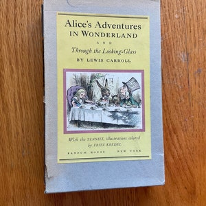 Alice’s Adventures in Wonderland & Through The Looking Glass 2 Box Set by Lewis Carrol