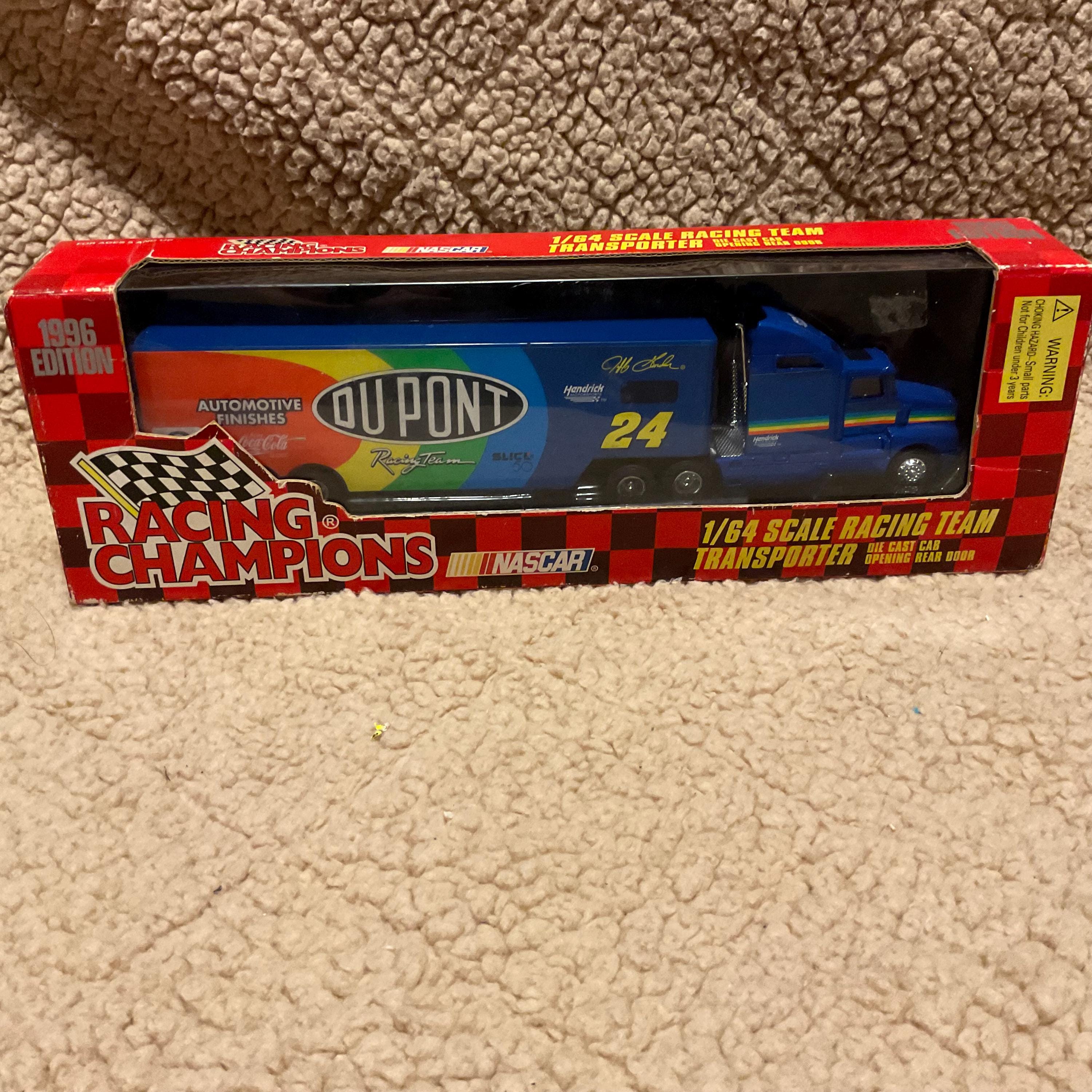1996 NASCAR Racing Champions #24 Jeff Gordon Transport Hauler 1:64