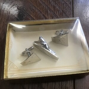 Vintage Silver Colored Cuff Links & Tie Clip