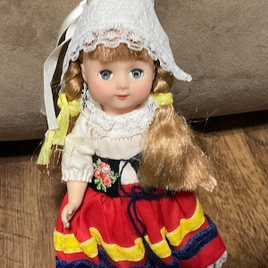 Dream Maker Dolls- Dolls of All Nations- France 8 “ Doll