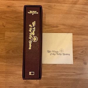 1976 USPS Flage of the Fifty States Stamp Set- COMPLETE