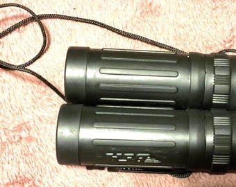 Jumelles vintage Mini BSA Optics 8 x 21 avec étui