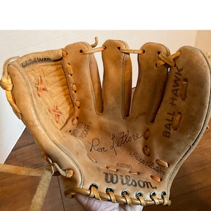 Vintage Wilson Snap Action A2280 Ron LeFlore Ball Hawk Baseball Glove