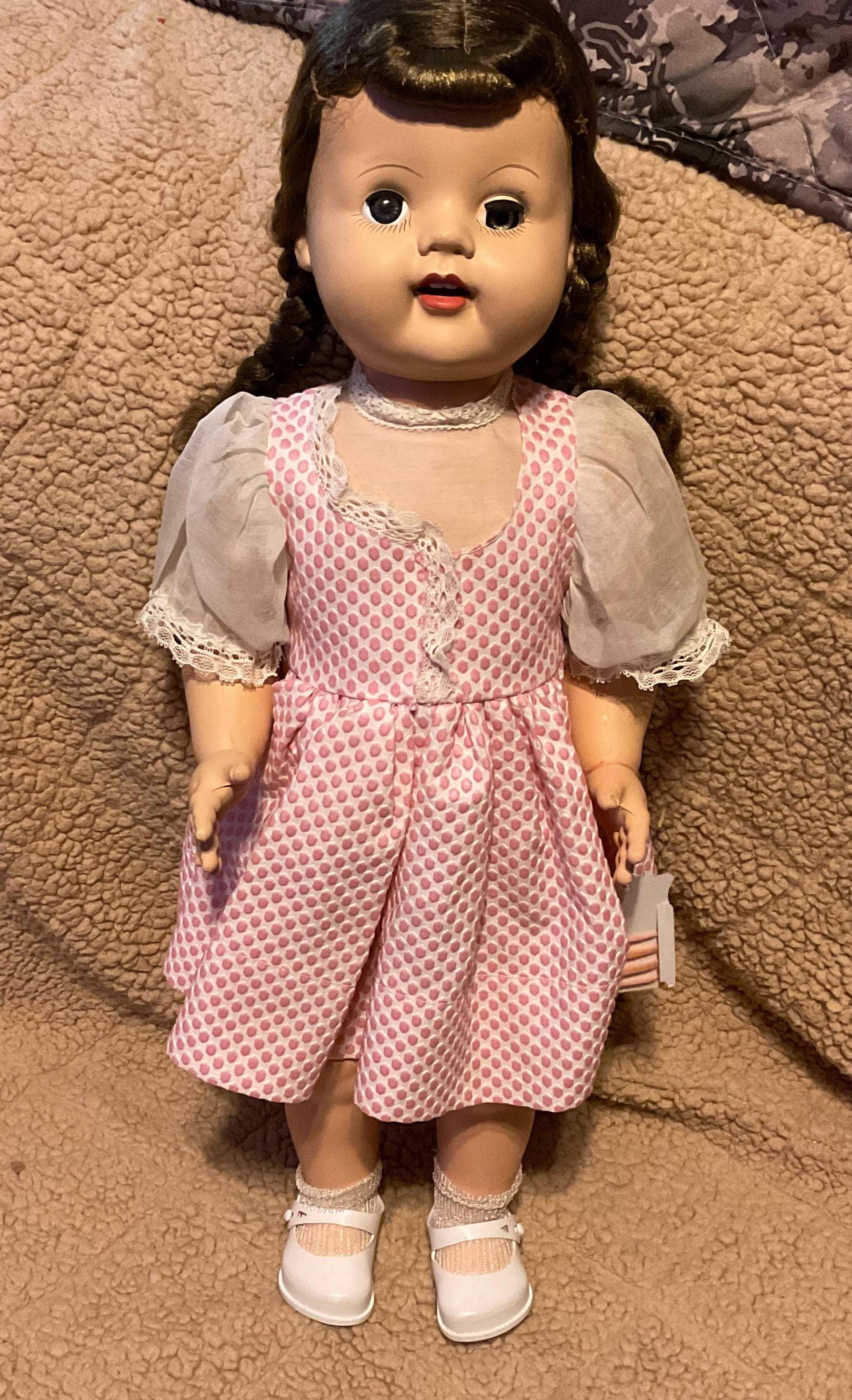 Doll poupée vintage usa saucy WALKER /EEGEE de 40 cm Des an 60