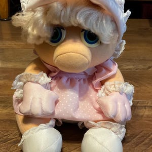 1984 Vintage Muppet Babies Miss Piggy Hasbro Softies Plush