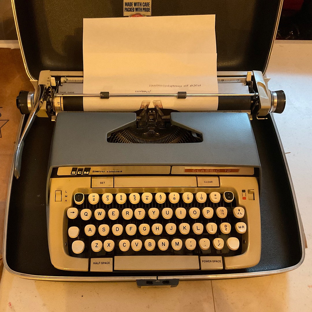 アンティーク雑貨 SMITH-CORONA CLASSIC 12 Typewriter il_1080xN.5562462430_9cju.jpg
