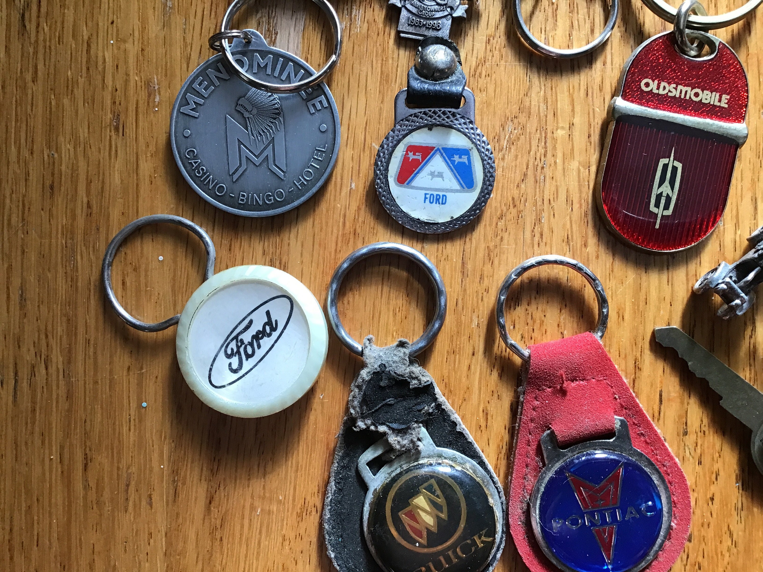 US JUNK KEY-CHAIN ／ VINTAGE Lot Of Vintage To New Advertising Junk Drawer Key Chains | eBay