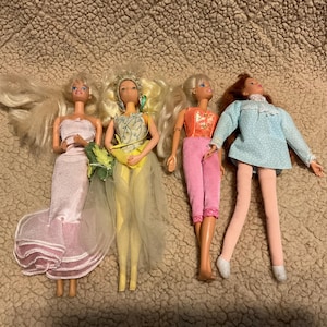 Lot of 4 Vintage Fashion Dolls