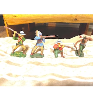 Vintage 1950’s Lot of 4 Elastolin Indians & Soldiers Figures