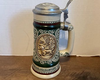 AVON Collector Stein - English Setter Rainbow Trout
