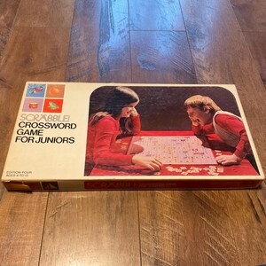 1974 Selchow & Righter Scrabble Crossword Game for Juniors - COMPLETE